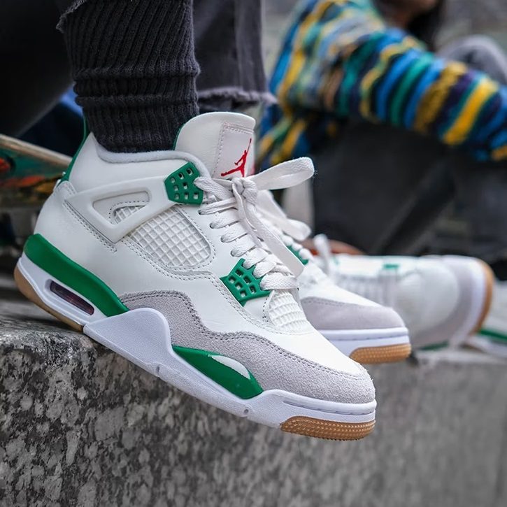 Nike SB x Air Jordan 4 Retro 'Pine Green' – Free Society Fashion